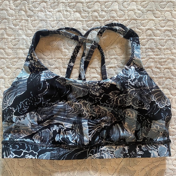 Lululemon energy bra size 10 - Picture 3 of 4